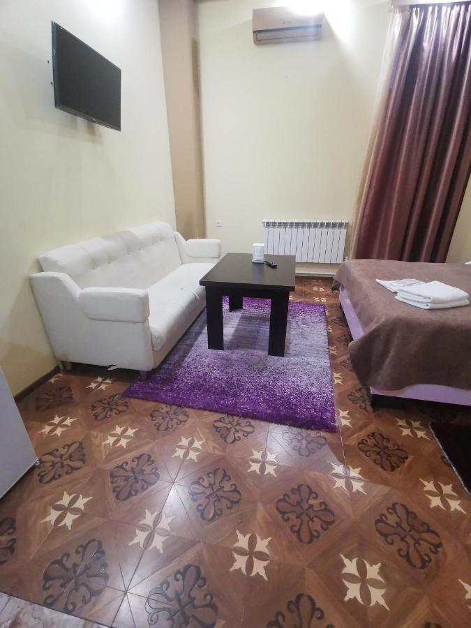 Narek+ Hotel Arrinj Exterior foto